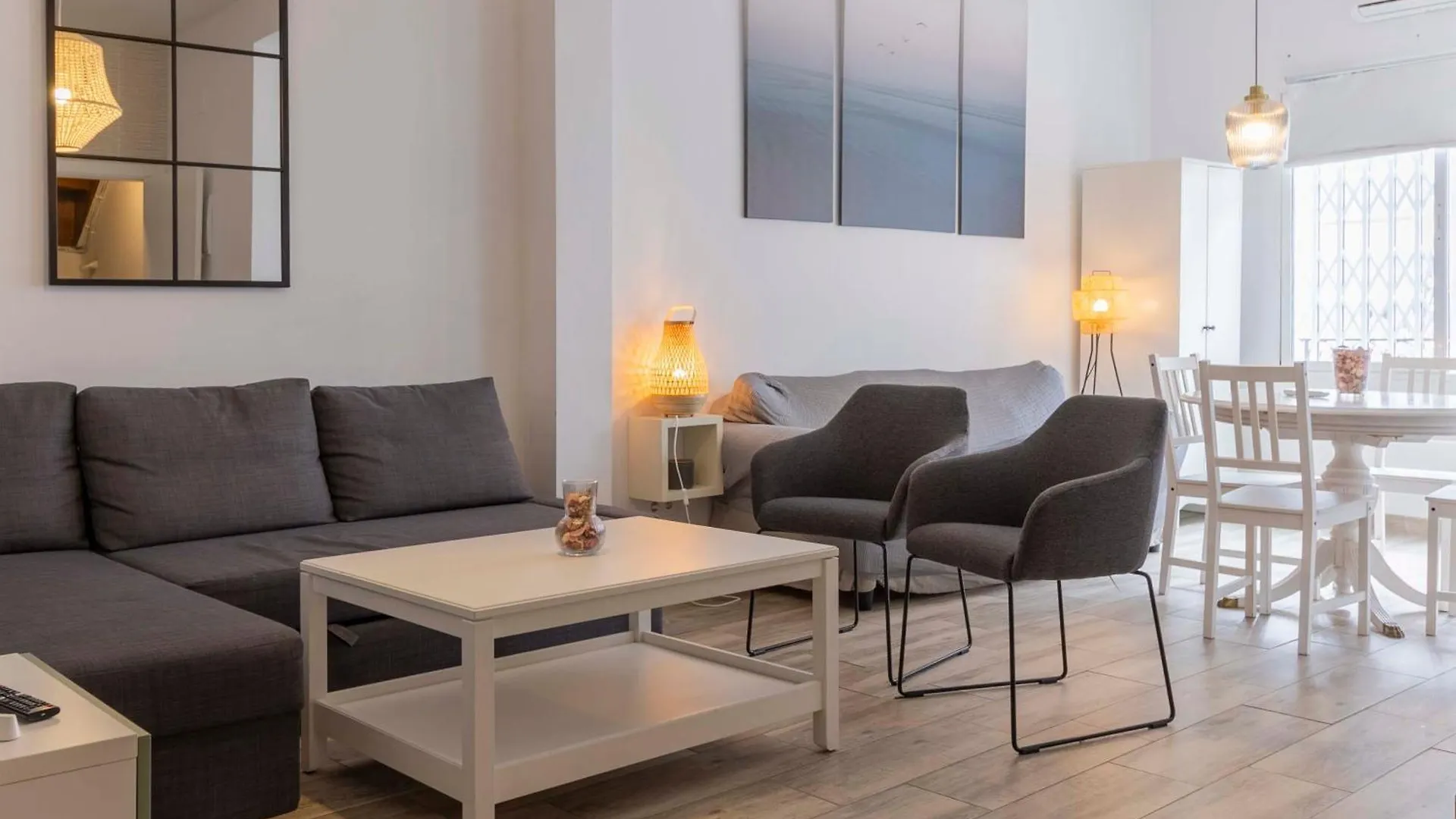 Apartamentos Los Remedios Seville Spain
