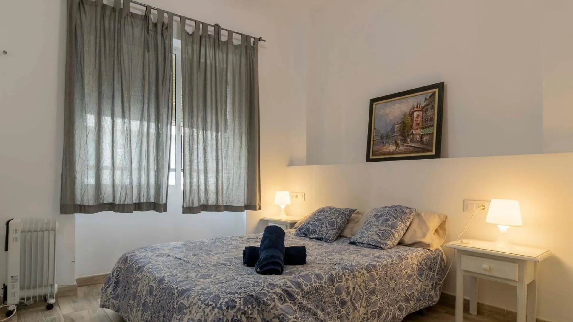 Apartamentos Los Remedios Seville 0*,