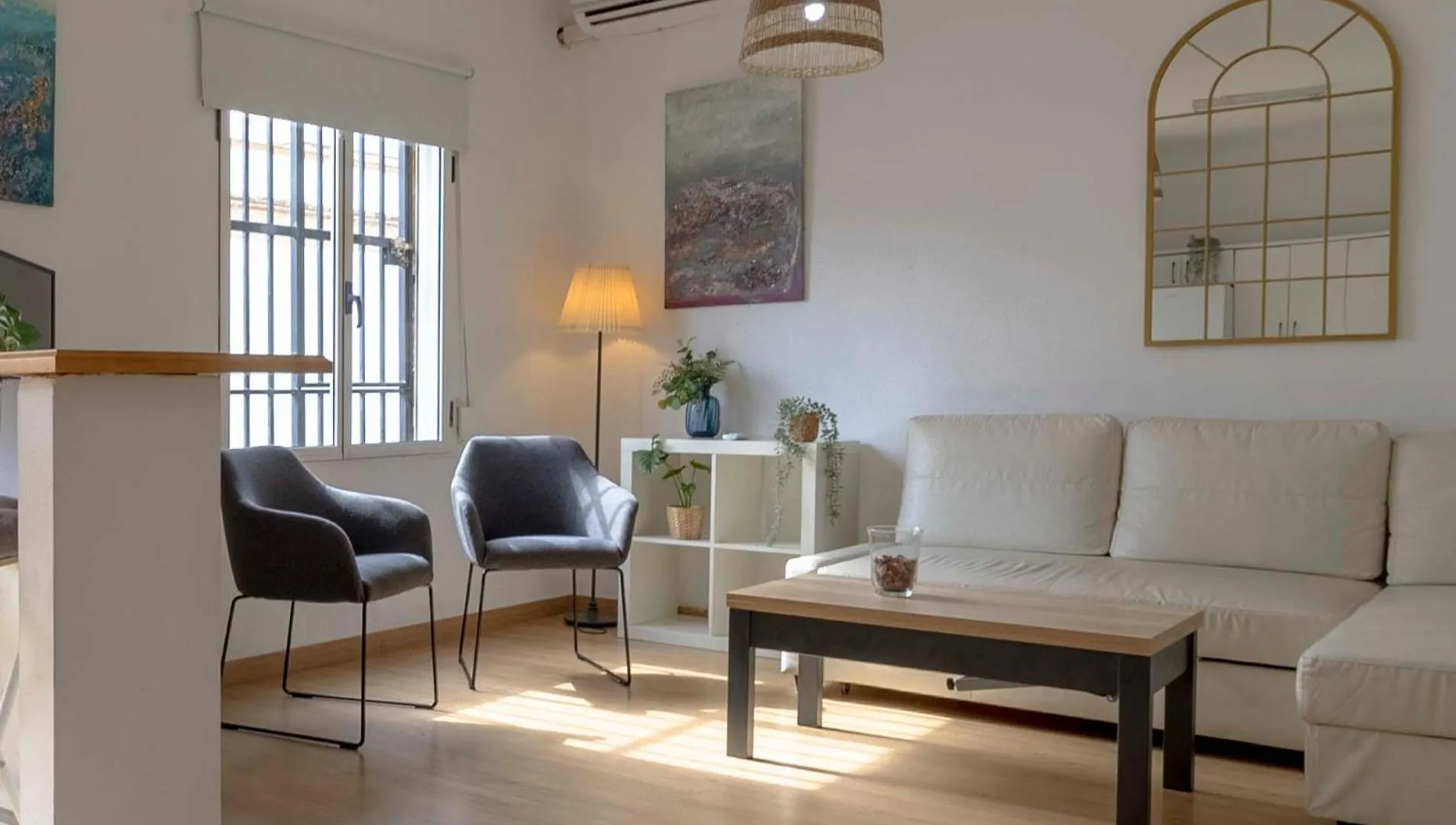 Apartamentos Los Remedios Seville 0*,  Spain