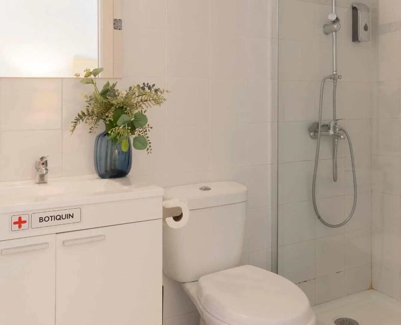 Apartamentos Los Remedios Seville 0*,  Spain