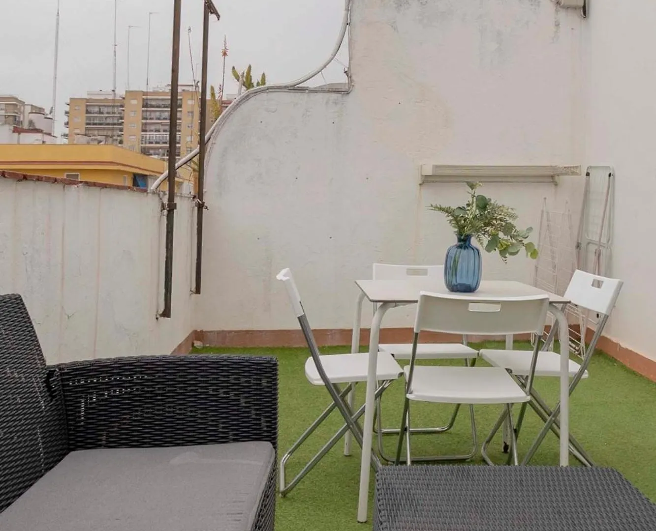 Apartamentos Los Remedios Seville Apartment
