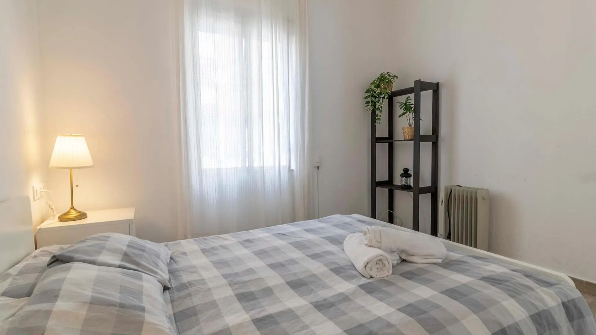 Apartment Apartamentos Los Remedios Seville