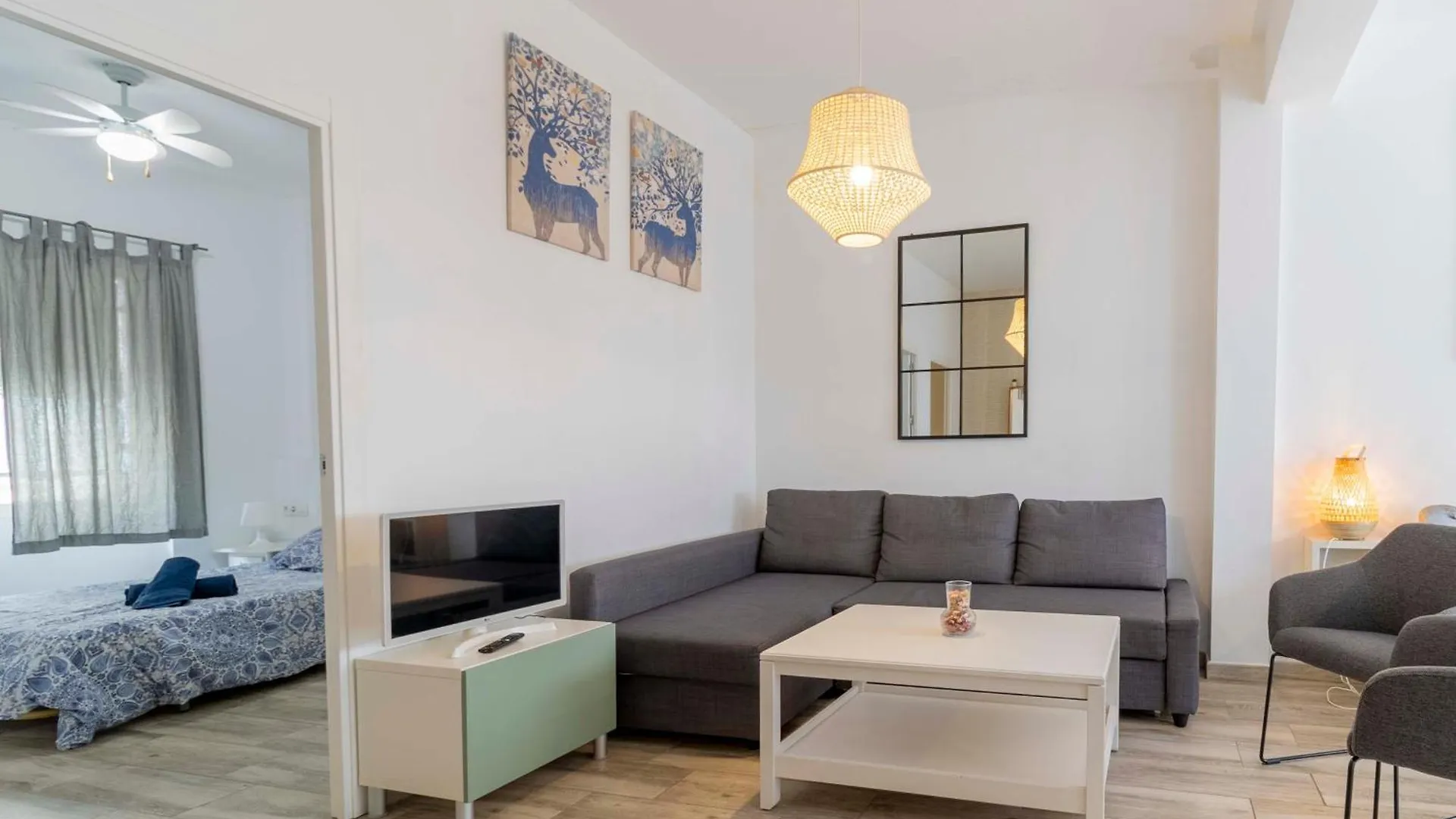 Apartamentos Los Remedios Seville